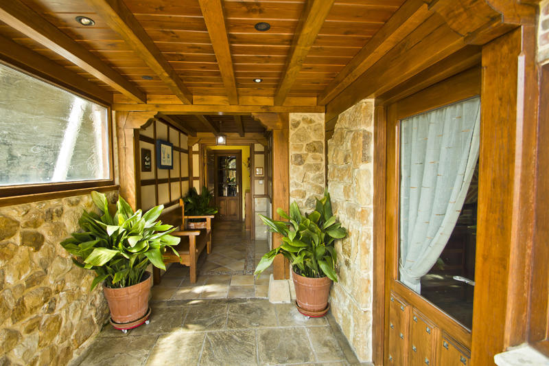 Hospedaje Granada San Vicente De La Barquera Exterior photo